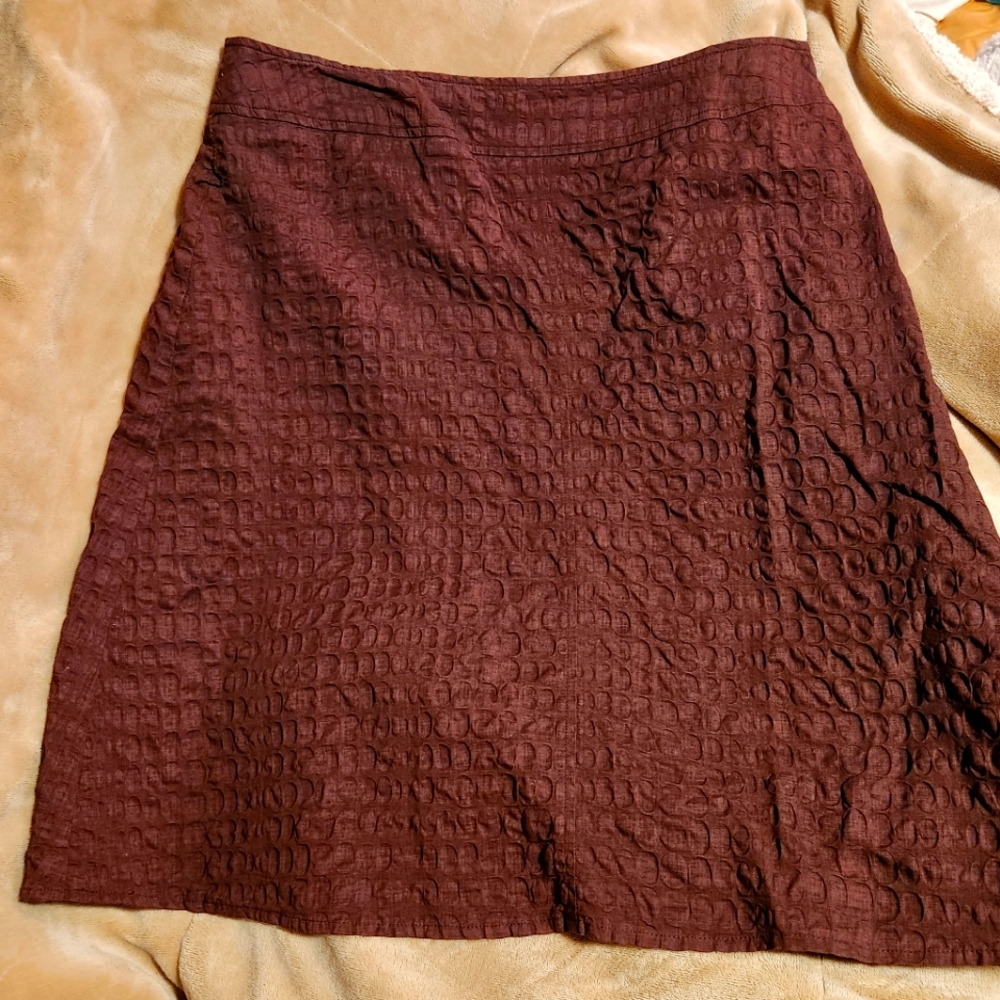 Brown skirt, side zip, fun texture, size 10.